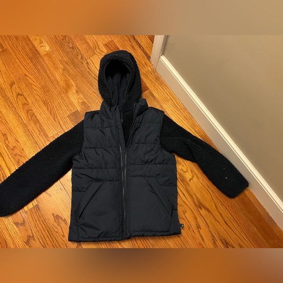 Boys blue gap Sherpa coat and vest In one. - Picture 2 of 12